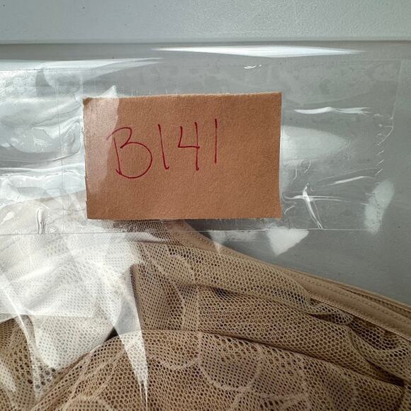 Wacoal Bra Womens 40D Beige Stark Beauty Underwire Lace Unlined Stretch 855225 - Picture 10 of 10